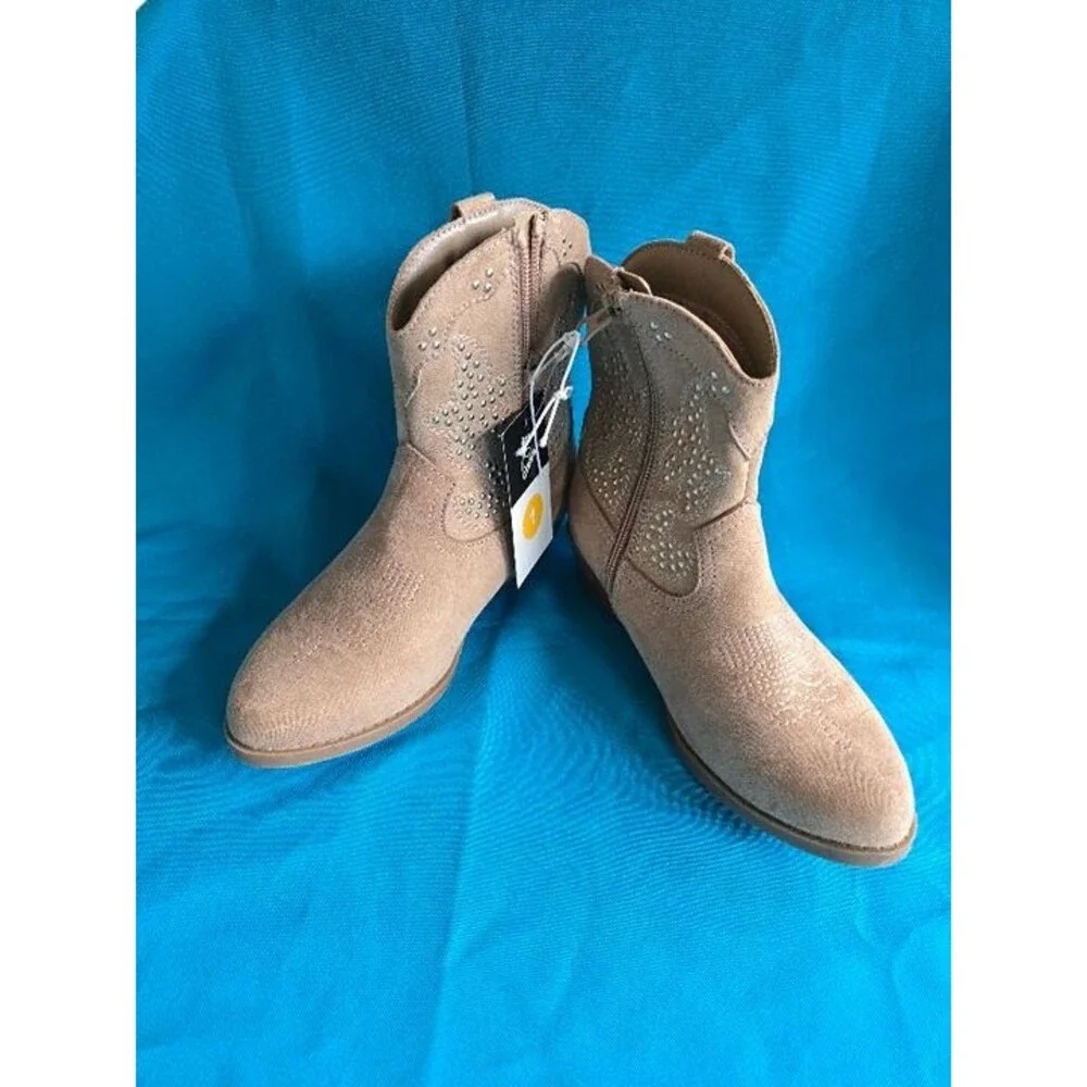 Art Class Elma Girls Western Boots - Tan - Girls size 1 - NEW